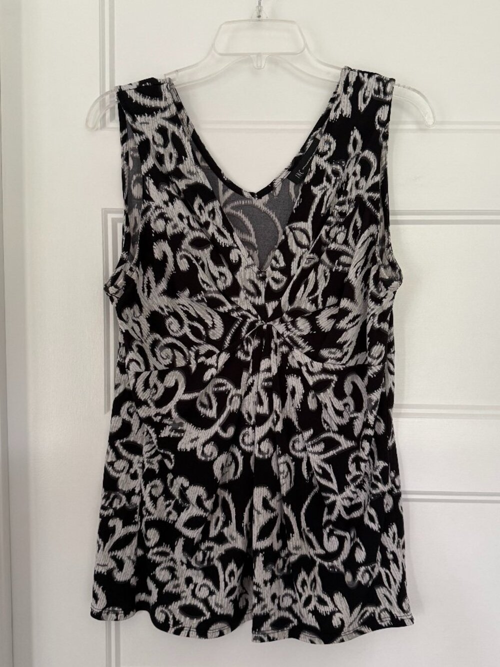 INC - Black & White Tank Top with Twisted/Pleated Front - XL